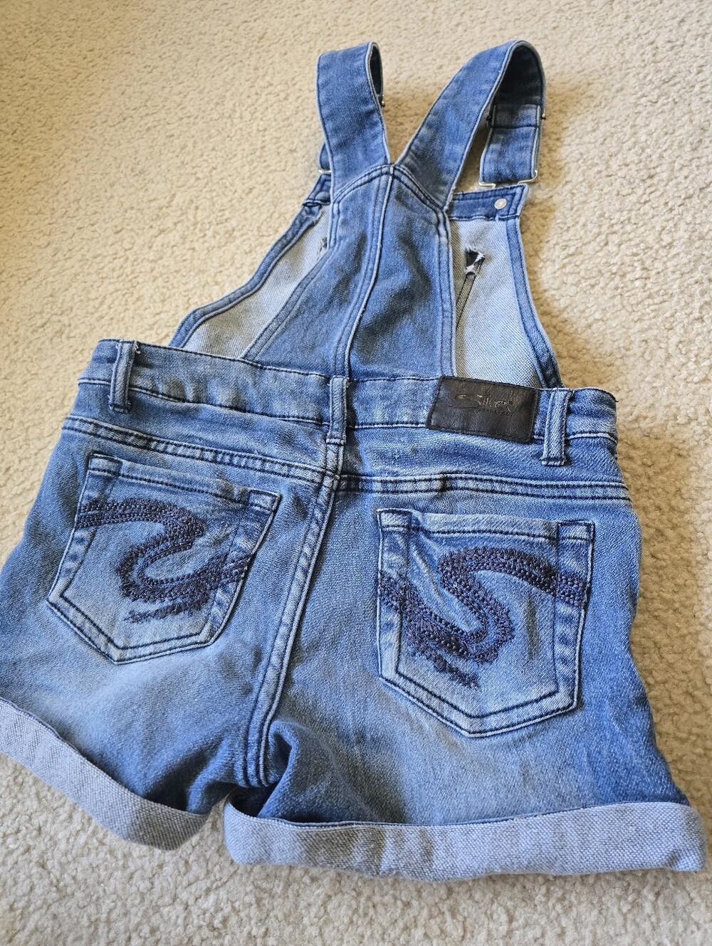 Silver Jean Co. Girls Size 10 Nisha Blue Denim Jean Short Overalls Shortalls